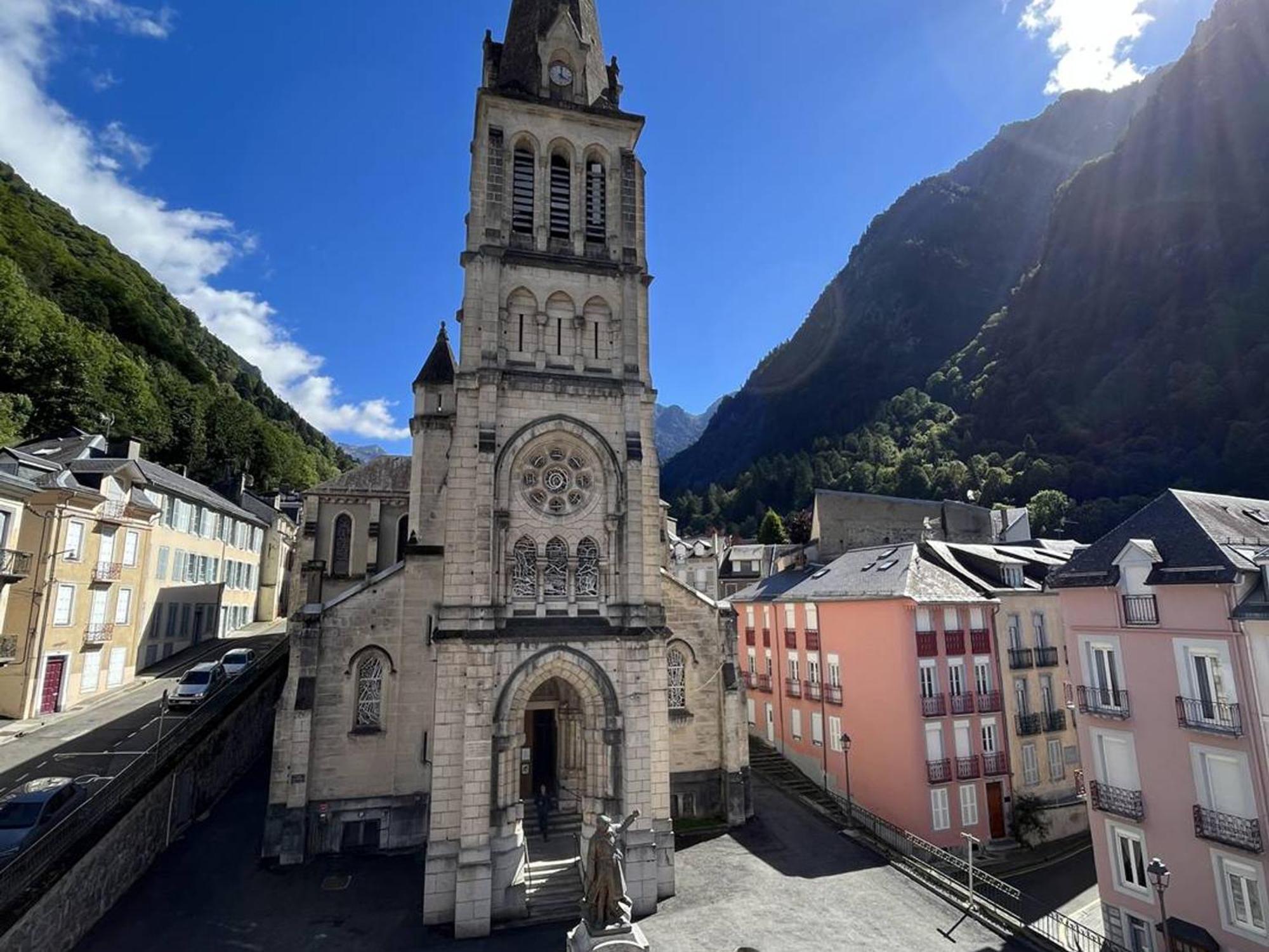 Appartement T3 Chaleureux Au Centre De Cauterets, 4 Couchages, Balcon Sud, Proche Thermes Et Telecabine - Fr-1-234-132 Bagian luar foto